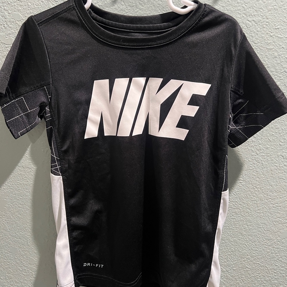 Nike Kids Black and White Short Sleeve Tee